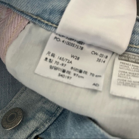 LEVIS Denim Jean Shorts Pink Side Seam Light Wash Size 28 - Picture 5 of 9